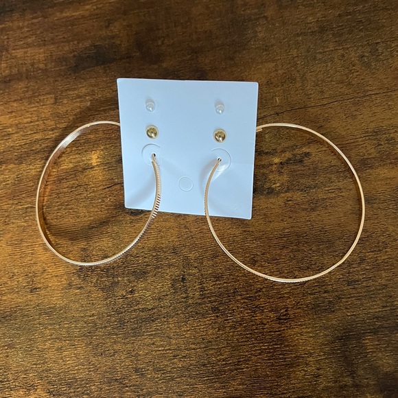 NWT—Gold Earring Set of Hoops and Studs - Picture 2 of 9